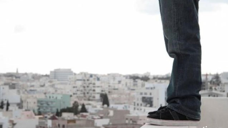 İntihar edən şagirdin oxuduğu məktəbin direktoru: “Həmin gün dərsə gəlməyib” – YENİLƏNİB