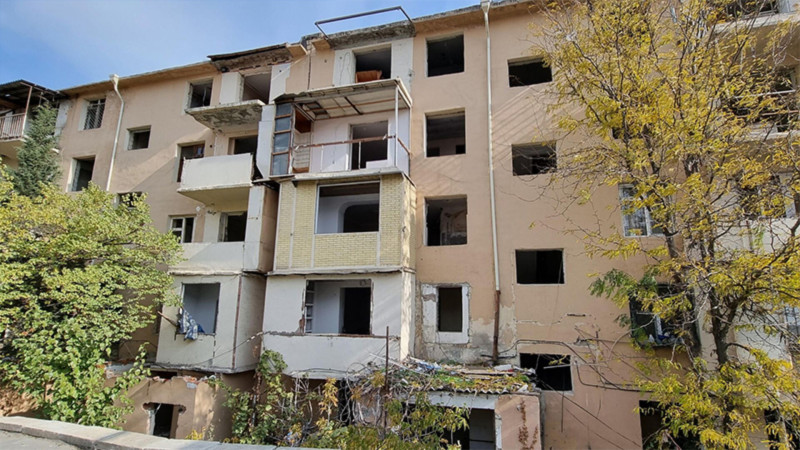 Bakıda 200-dən çox bina qəzalı vəziyyətdədir