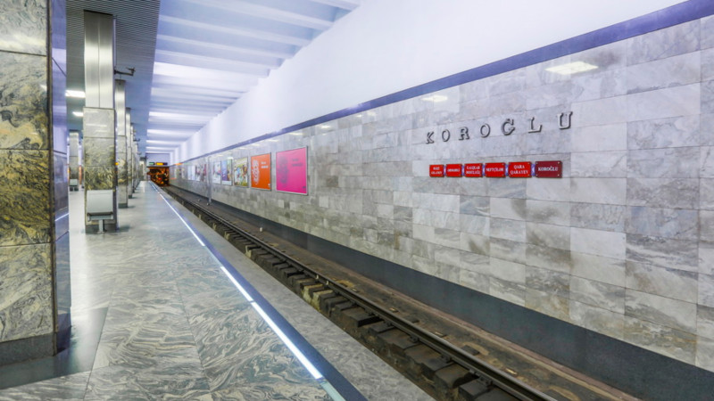 Bakı metrosunda stansiyalar QARIŞDI: “Qara Qarayev” “Koroğlu” oldu - VİDEO 