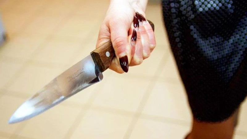 Bakıda qadın ərini bıçaqlayıb