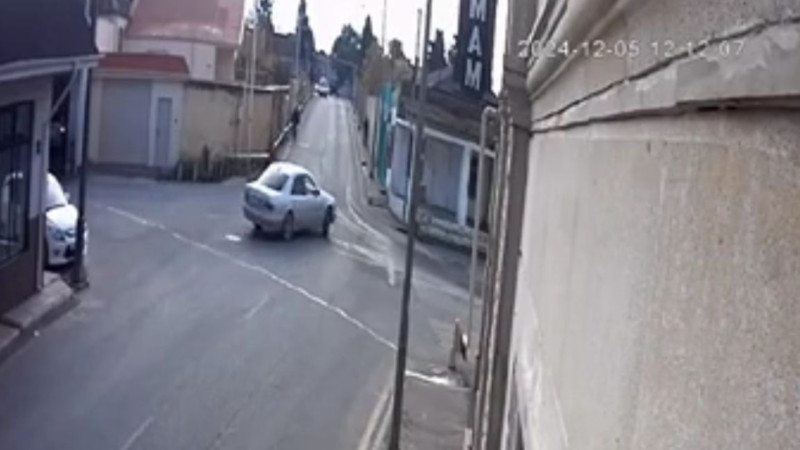 Bakıda təcili yardım maşını aşdı - ANBAAN VİDEO