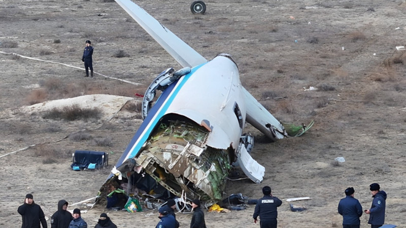 AZAL: Təyyarə fiziki və texniki kənar müdaxilə nəticəsində qəzaya uğrayıb