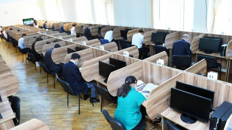 Bakıda hakimliyə namizədlər üçün imtahan keçiriləcək
