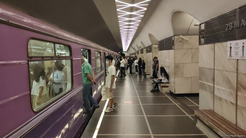 Sərnişinlər niyə metro stansiyalarına buraxılmayıb?- Rəsmi Açıqlama+YENİLƏNİB+FOTO/VİDEO