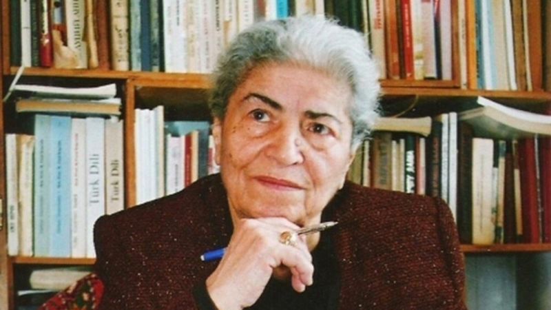 Xalq yazıçısı Əzizə Cəfərzadənin doğum günüdür