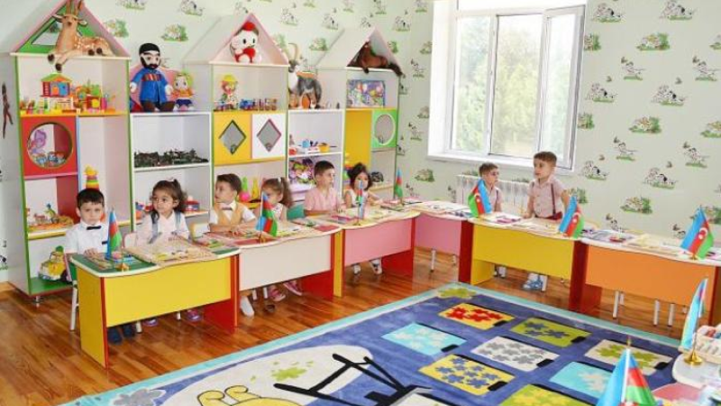 Bakıda uşaq bağçasında azyaşlılara köhnə xörəklər verilir? - Araşdırmalara başlanıldı