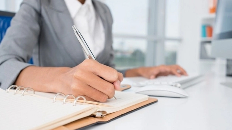 Direktor olmaq istədi, 98 min manatı getdi - TƏFƏRRÜAT