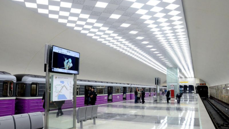 Bu metro stansiyasının tikintisi dayandırıldı