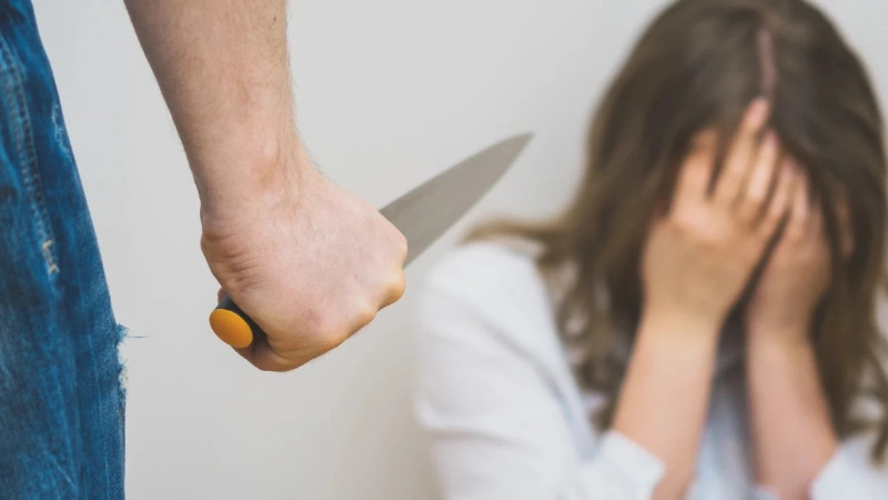 Xırdalanda qulağına səslər gələn kişidən DƏHŞƏTLİ ƏMƏL