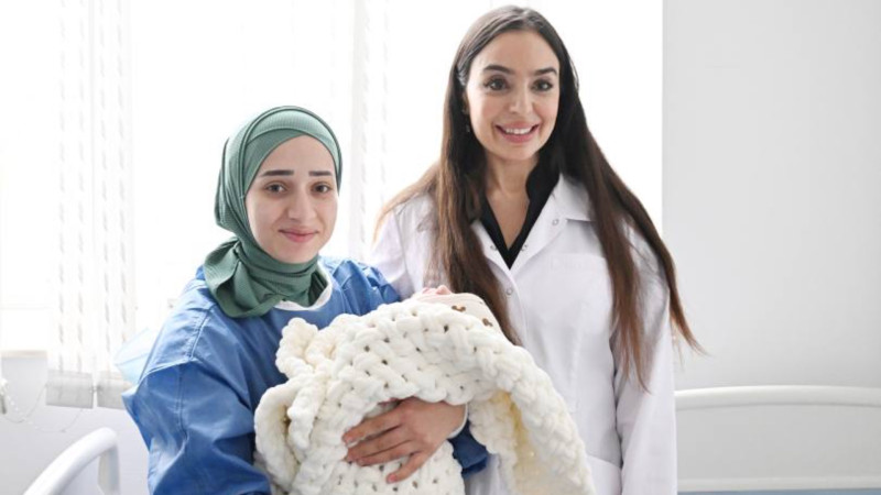 Leyla Əliyeva doğum evini ziyarət edib - FOTO