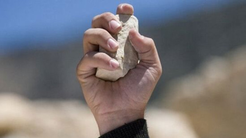 Bakıda DƏHŞƏT: 33 yaşlı qadının başına daş vurub öldürdü