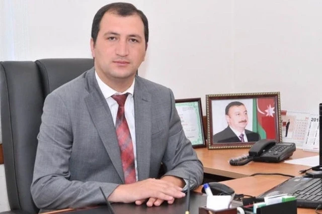 Xırdalan sakinləri yağış sularının əsirinə çevriliblər: DİZƏ ÇIXAN SU VƏ MƏİŞƏT TULLANTILARI - VİDEO