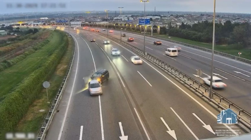 Aeroport şosesində baş verən qəzanın anbaan görüntüləri - VİDEO