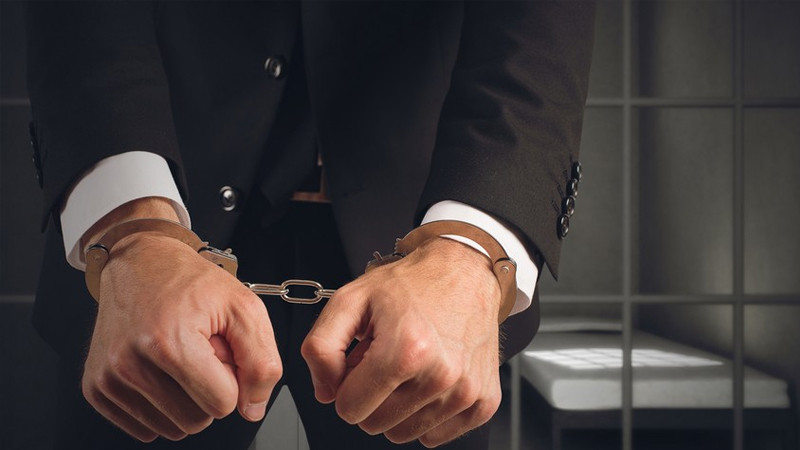 Bakıda məşhur iş adamı həbs olundu - Xəzinədarı 20 min manatını oğurlamışdı