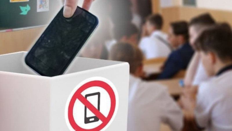 Şagirdlərə dərsdə telefon qadağan edilir - RƏSMİ