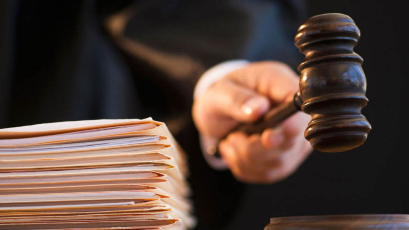 326 milyonluq qaçaqmalçılıqda ittiham olunanların məhkəməsi keçirilib