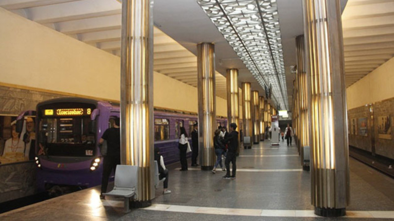 Metroda səs-küy salan şəxs həbs edildi