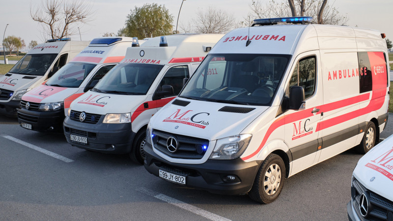 Seçki məntəqəsində qadının halı pisləşdi