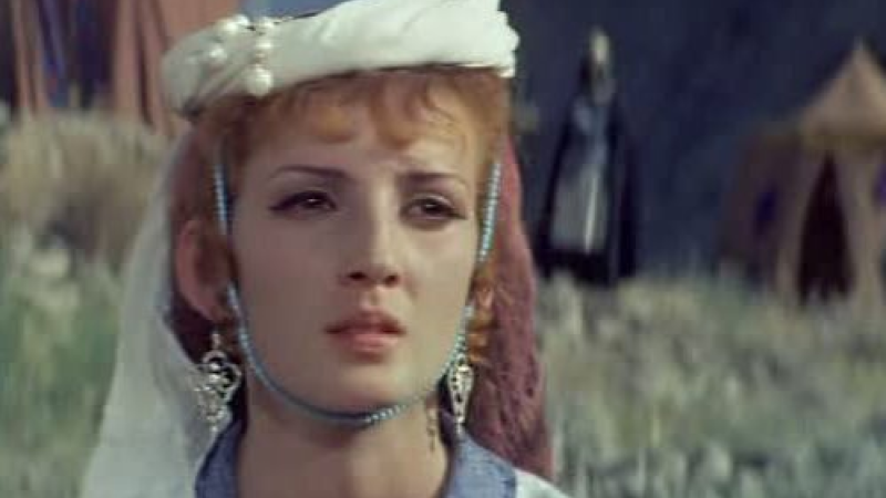 Sevdiyi kişiyə görə səhnədən gedən “Nəsimi”nin Şəmsi