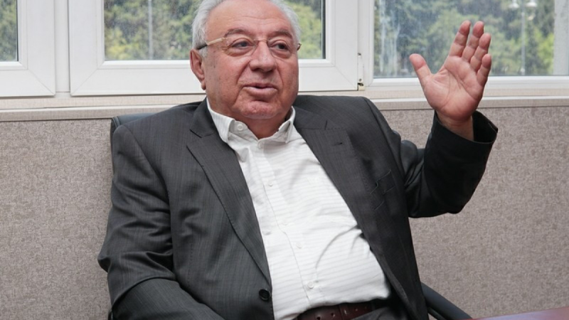 Hüseynbala Mirələmovun səhhəti pisləşdi: Türkiyəyə aparıldı