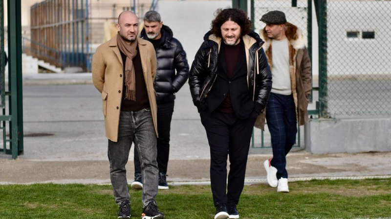 Türkiyənin tanınmış futbol mütəxəssisləri Bakıya gəliblər - FOTO