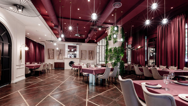 Bakıda məşhur restorana HÜCUM: Obyekt sahibi yaralandı – ANBAAN VİDEO