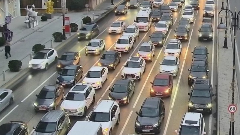 Bakının bu yollarında tıxac var - SİYAHI