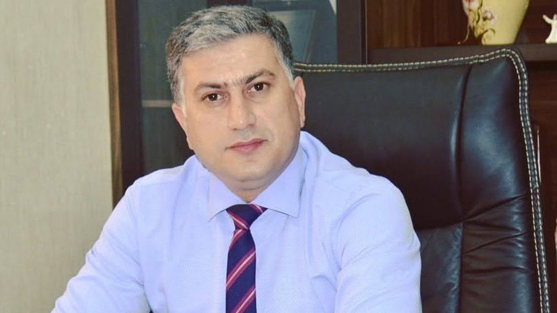 İnsanlar mənzil qiymətinə telefon nömrələrini niyə alır və onlar kimlərdir?