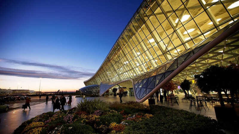 Heydər Əliyev Beynəlxalq Aeroportuna dəmir yolu xətti çəkiləcək