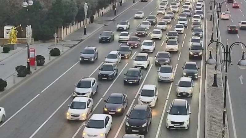 Tıxac var - Sürücülərin diqqətinə!