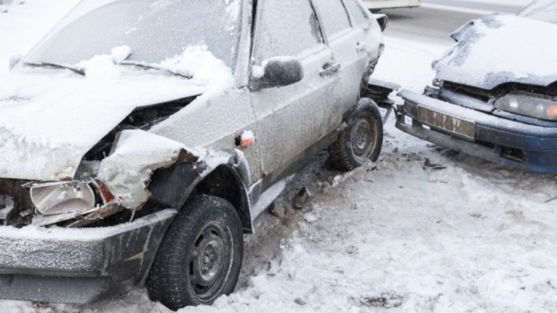 Dünən 1 qəza olub, 5 nəfər xəsarət alıb