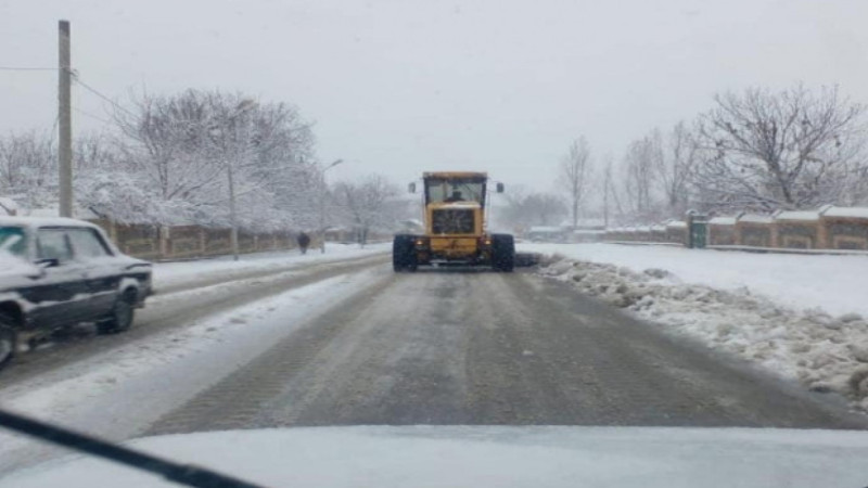 AAYDA: Yollar qardan təmizlənib, buzlaşmaya qarşı tədbirlər görülüb