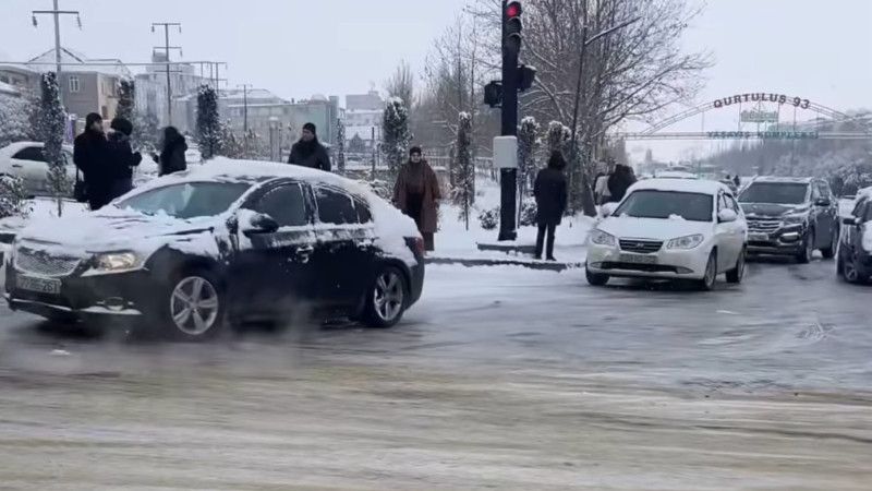Qar yağan kimi Masazırda həyat dayandı - VİDEO 