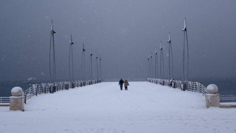 Bakı bulvarında İNTİHAR: İtkin düşmüşdü…