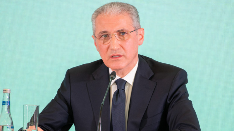 Muxtar Babayev nazir vəzifəsindən azad edilib