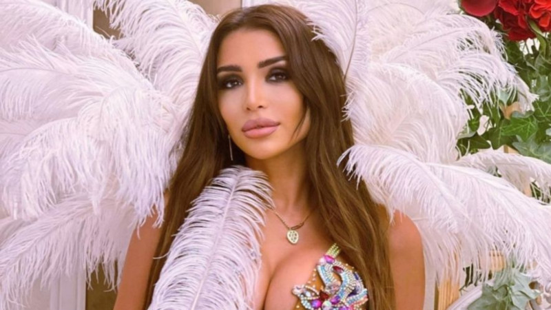 Rəqqasə Renka: ...Ölürəm - FOTO 