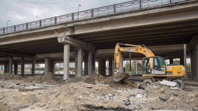 Bakıda itkin düşən kişinin meyiti körpünün altından tapıldı