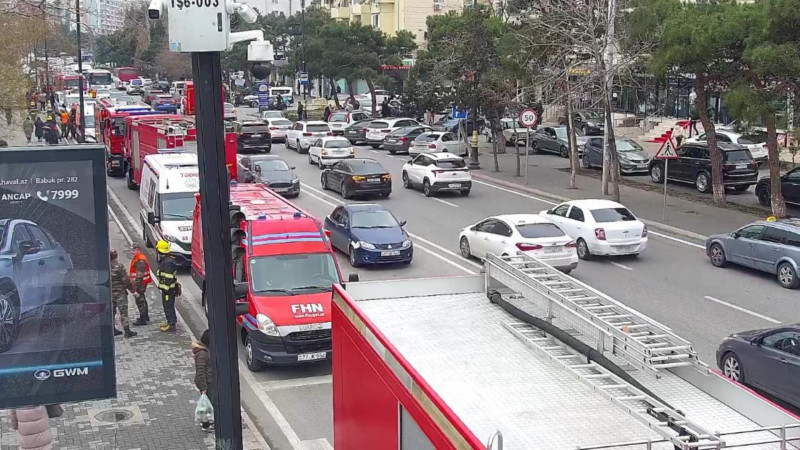 Bakının bu küçələrində tıxac yaranıb - FOTO 