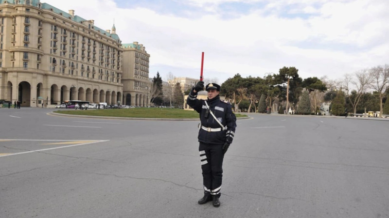 Xocalı faciəsi qurbanlarının xatirəsi bir dəqiqəlik sükutla yad edilib