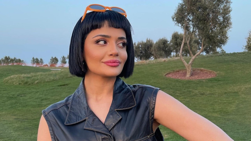 Müğənni Hissin əkiz bacısı hər kəsi təəccübləndirdi - VİDEO 