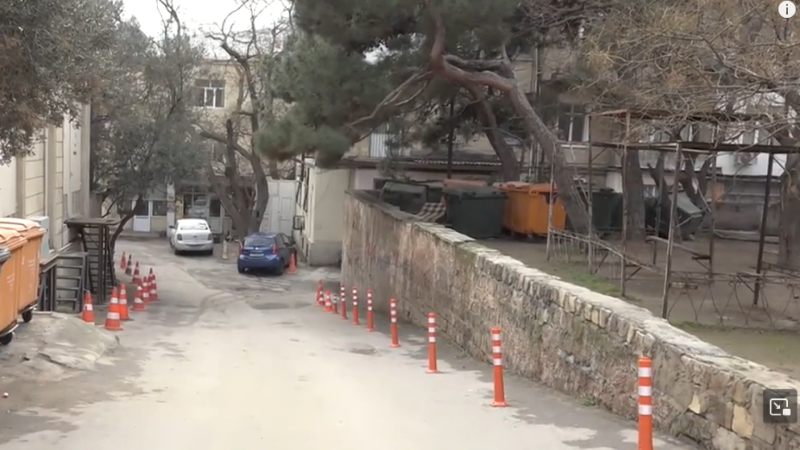 “Yuxarıdan daşlar düşür” – ŞİKAYƏT + VİDEO