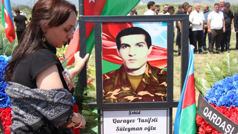 Xocalı sakini: “32 il sonra atamın nəşi tapıldı” – ÖZƏL MÜSAHİBƏ