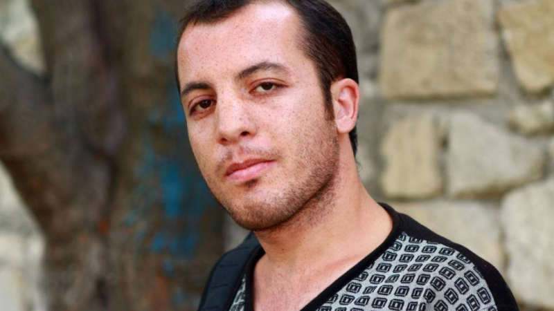 Şair yaralandı, imdadına yetən olmadı