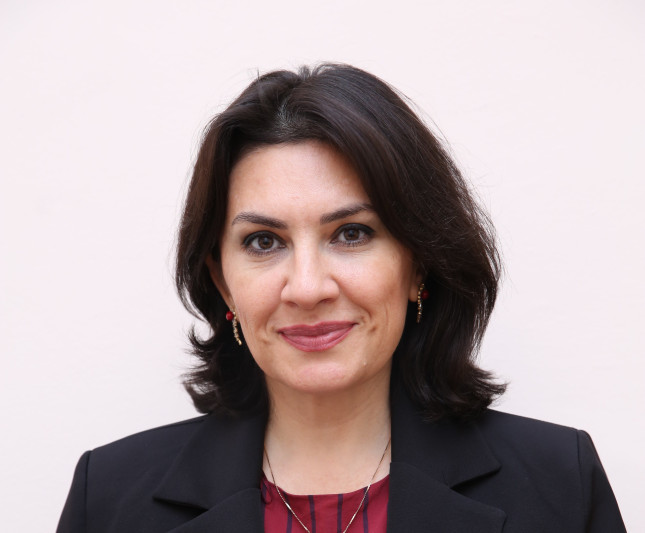 İnsanlar niyə xəsis olur? – Ekspertlərdən ÖZƏL AÇIQLAMA