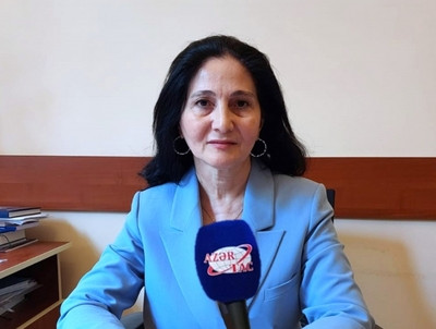 Axundov kitabxanasının rəhbəri işçiləri təhqir edir? - Direktor müavinindən AÇIQLAMA  