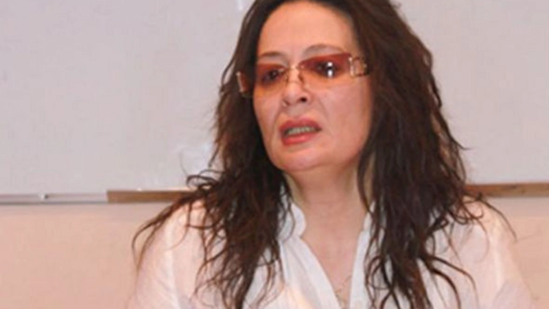 Məşhur aktrisa yalan danışır?   