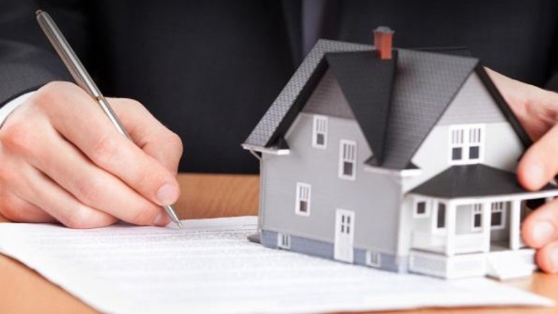 Məcəllə təsdiq olundu: Kimlər pulsuz ev alacaq?