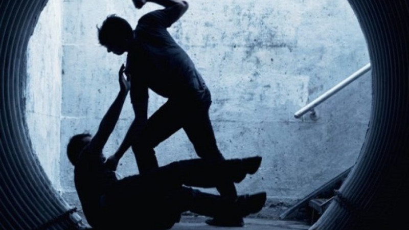 Bakıda kişini evinin qabağında qarət etdilər