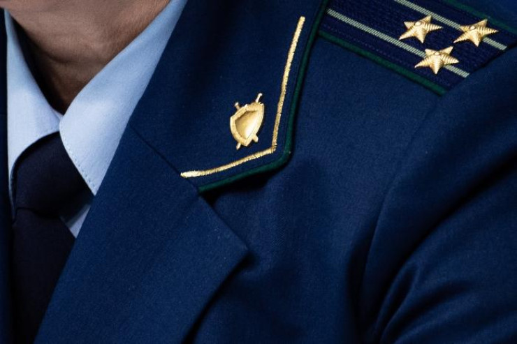 Bakıda keçmiş prokurorun oğlu İNTİHAR ETDİ