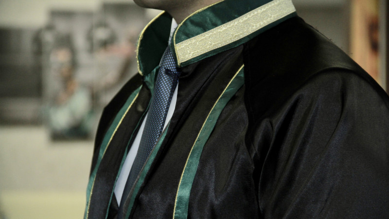 Azərbaycanda tanınmış vəkil vəfat etdi - FOTO